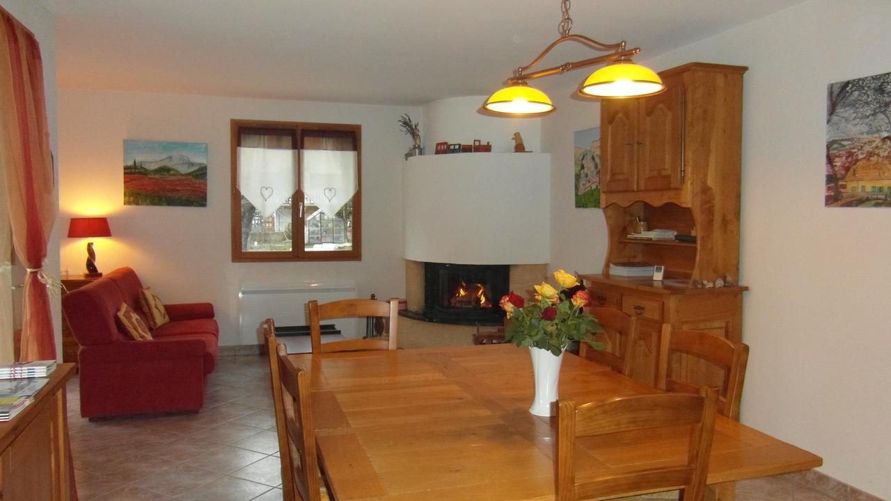 Au Vieux Tilleul Bed & Breakfast Veynes Exterior photo